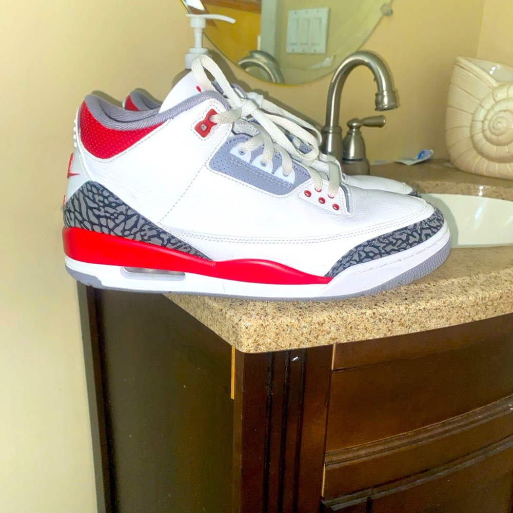 Jordan 3 / Fire reds. Give me a offer